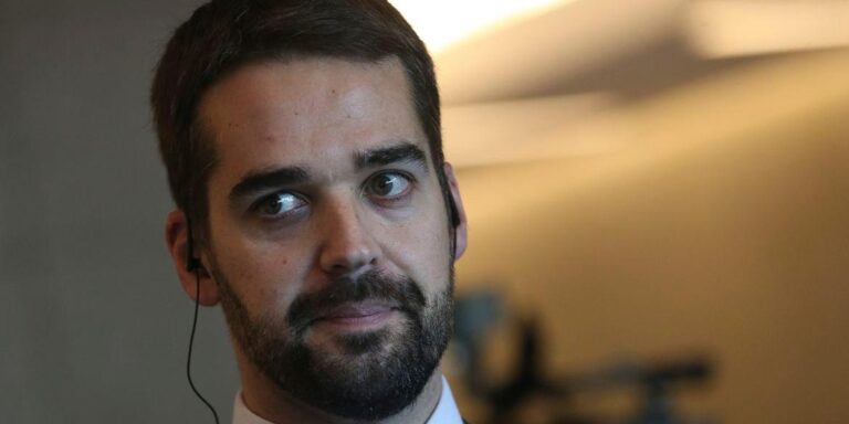 PSDB vai convidar Eduardo Leite para presidência do partido