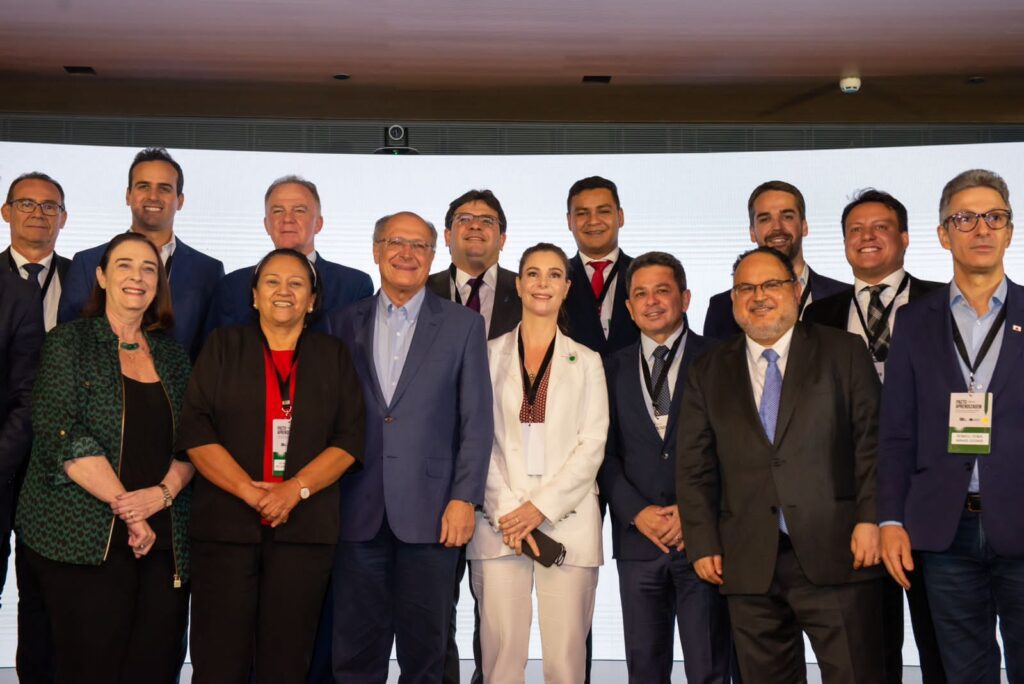 Tadeu de Souza debate o futuro educação no Amazonas em Brasília