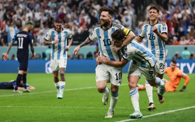 Com show de Messi e companhia Argentina passa pela Croácia e está na final da Copa do Mundo