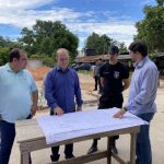 Secretário de Segurança vistoria obras da Companhia de Operações Especiais e do Centro de Formação de Condutores da PMAM