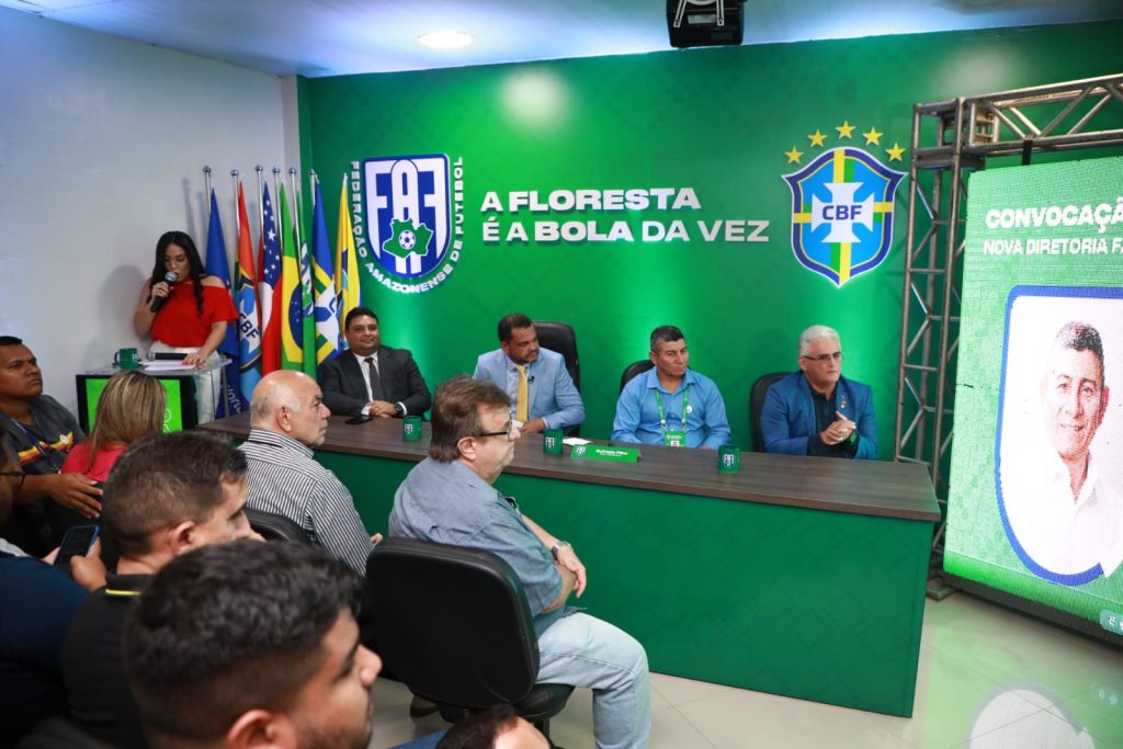 Caio André prestigia posse da nova diretoria da Federação Amazonense de Futebol