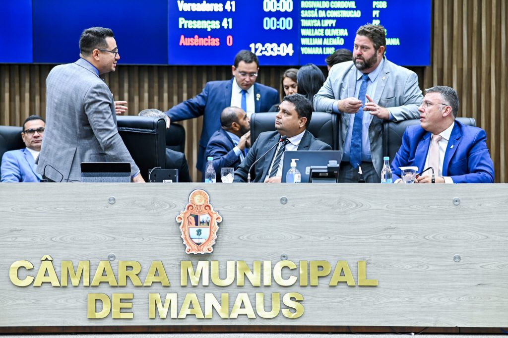 Câmara Municipal de Manaus define presidentes, vices e membros da comissões da Casa Legislativa