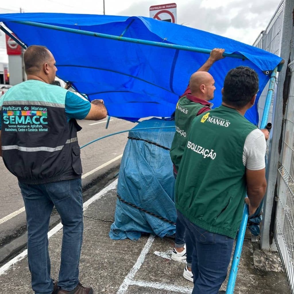 Prefeitura de Manaus realiza operação ‘Carnaval’ ordenando o mercado informal nas áreas de eventos