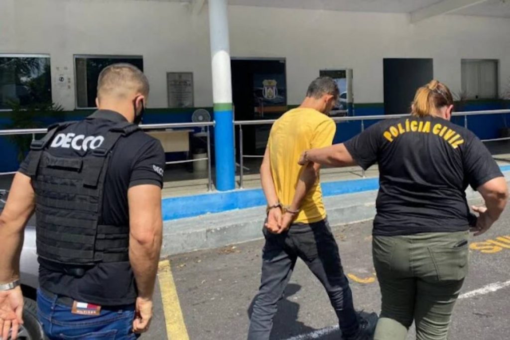 Ex-agente penitenciário é preso após fornecer armas e celulares a detentos em Manaus
