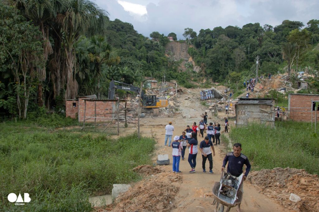 OAB-AM e CAAAM iniciam campanha em prol das vítimas de deslizamento de terra no bairro Jorge Teixeira