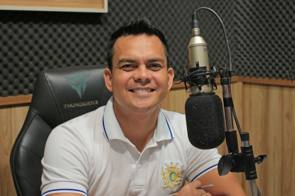 Programa de rádio Povo Caprichoso começa segunda-feira em rede de emissoras