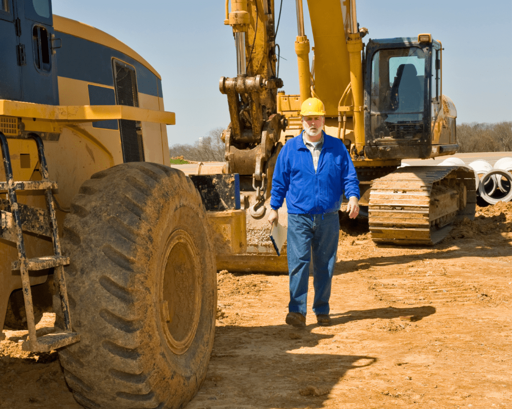 Pesquisas preveem crescimento de vendas de equipamentos de linha amarela em 2023