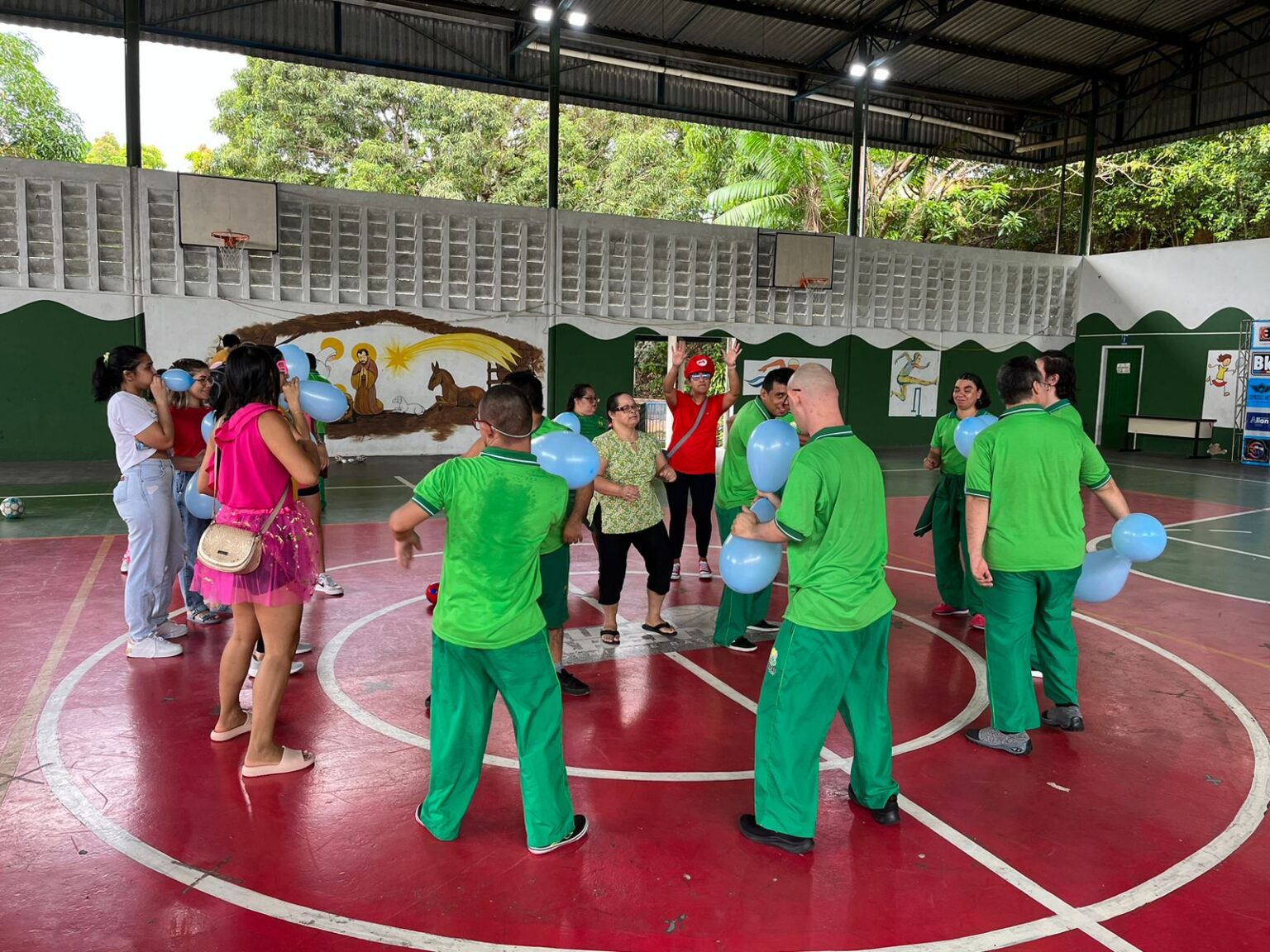 Estudantes de medicina realizam ação social na Apae Manaus