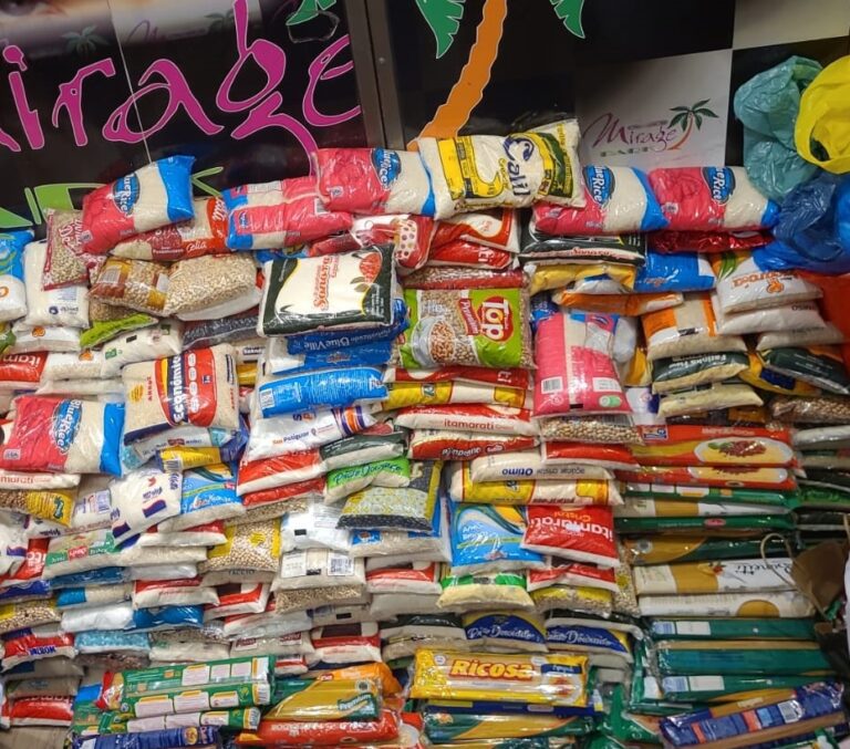Mirage Park arrecada 1.040kg de alimentos em campanha solidária