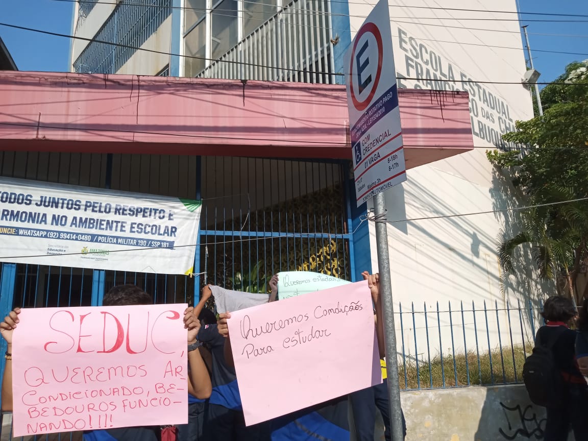 Estudantes exigem ar condicionado e bebedouros funcionando na escola estadual no Centro de Manaus Portal Remador