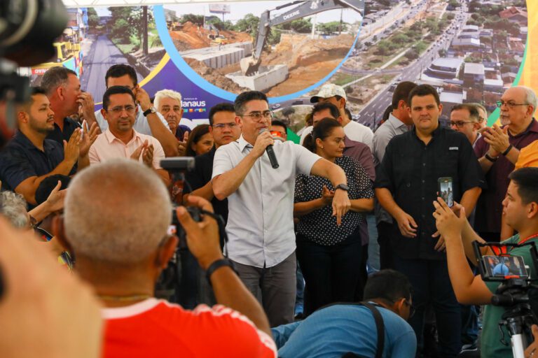 Prefeito David Almeida dispara: 'Pensar em política agora não é trabalhar por Manaus, é vagabundagem'" Portal Remador