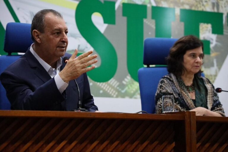 Senador Omar participa de anúncio de recursos do Ministério da Saúde para enfrentamento da seca e incêndios no Amazonas Portal Remador