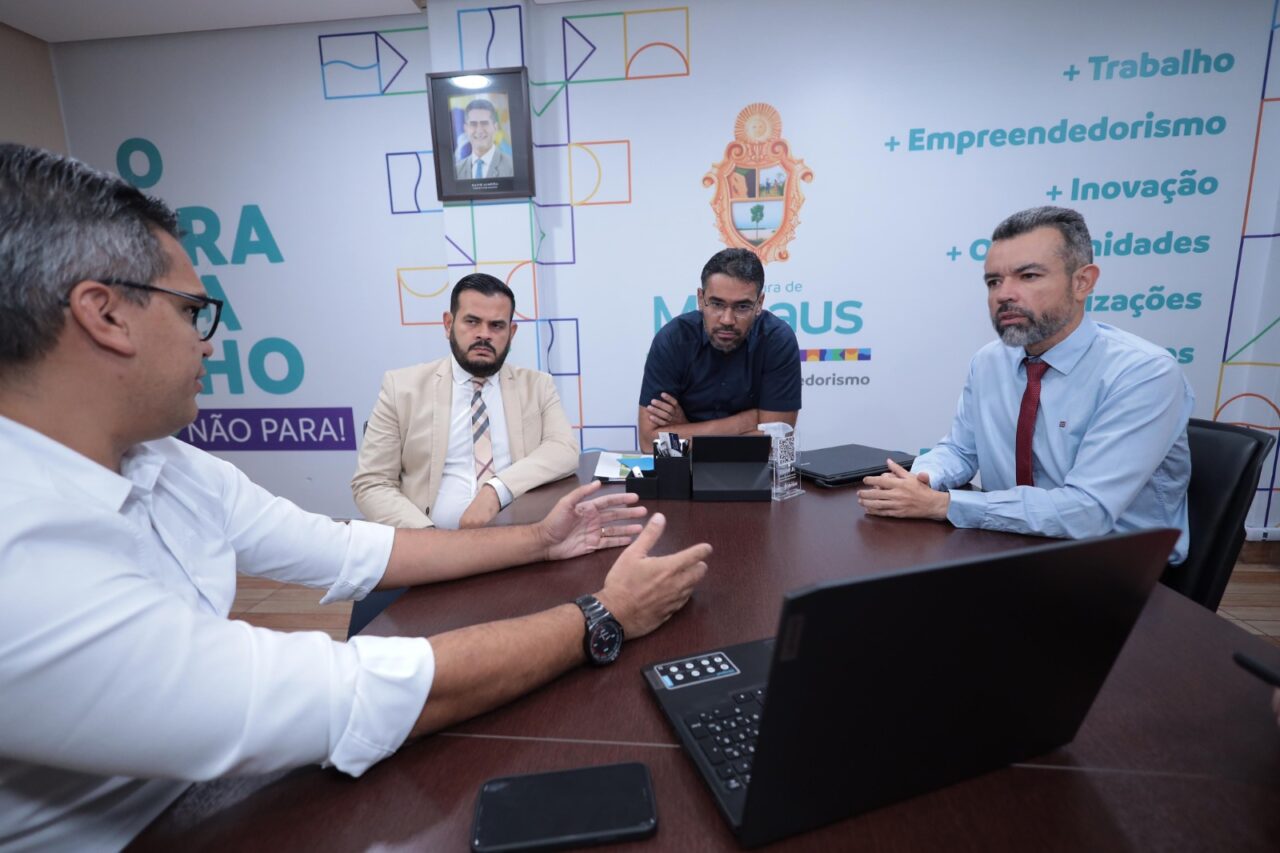 Em reunião com secretarias, Peixoto debate ações que projetem tecnologia e negócios, em Manaus Portal Remador