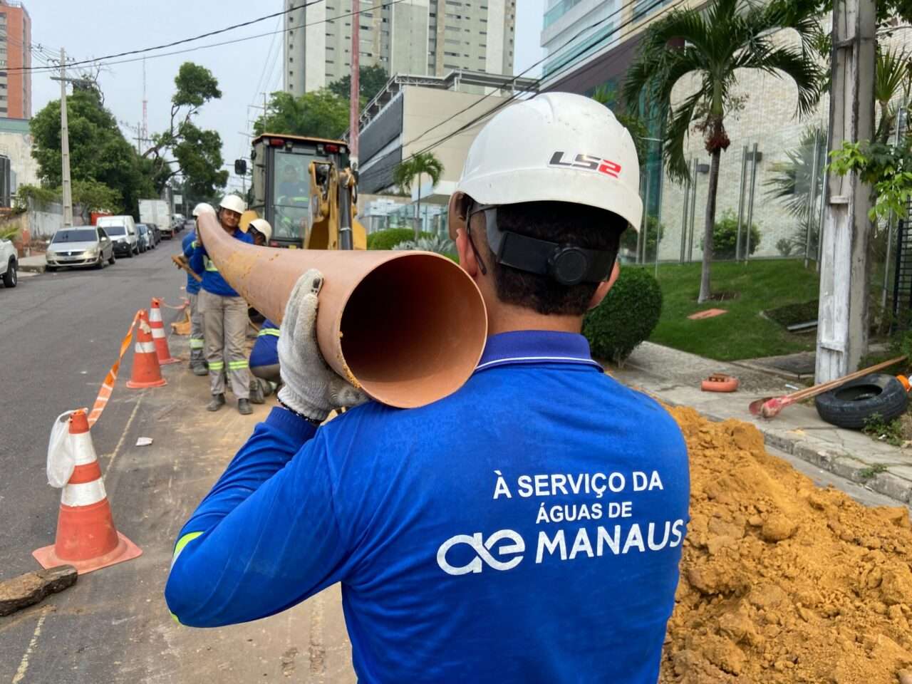 Obras de instalação de redes de esgoto seguem no Vieiralves e Adrianópolis Portal Remador