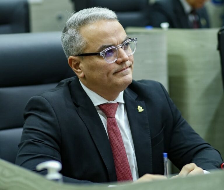 Lissandro Breval destaca voto contrário ao novo pedido de empréstimo da Prefeitura de Manaus