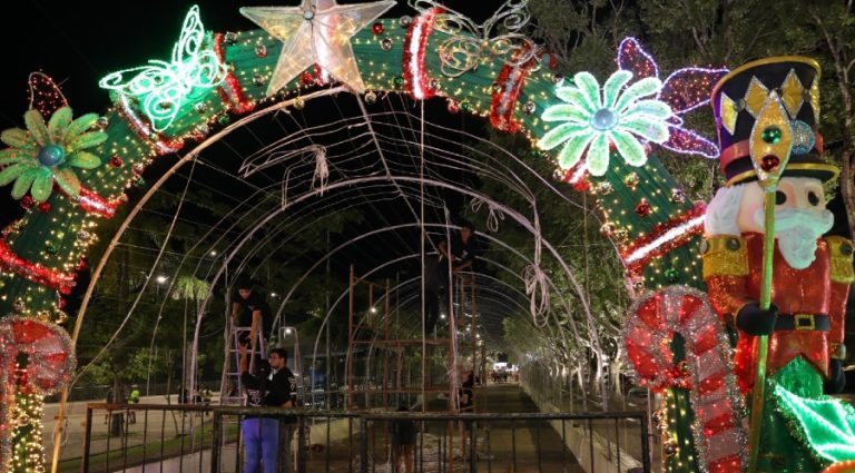 Vandalismo na Ponta Negra: Túnel natalino tem cabos de energia e LEDs furtados