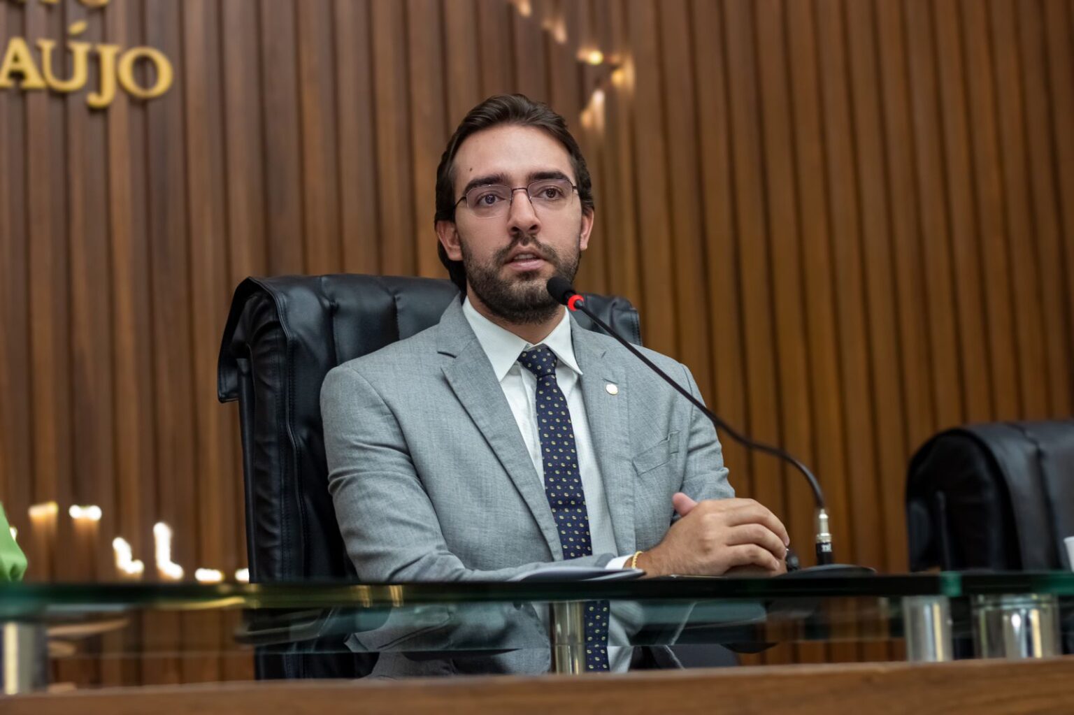 Deputado Thiago Abrahim é o mais econômico da Aleam, segundo dados da Ceap