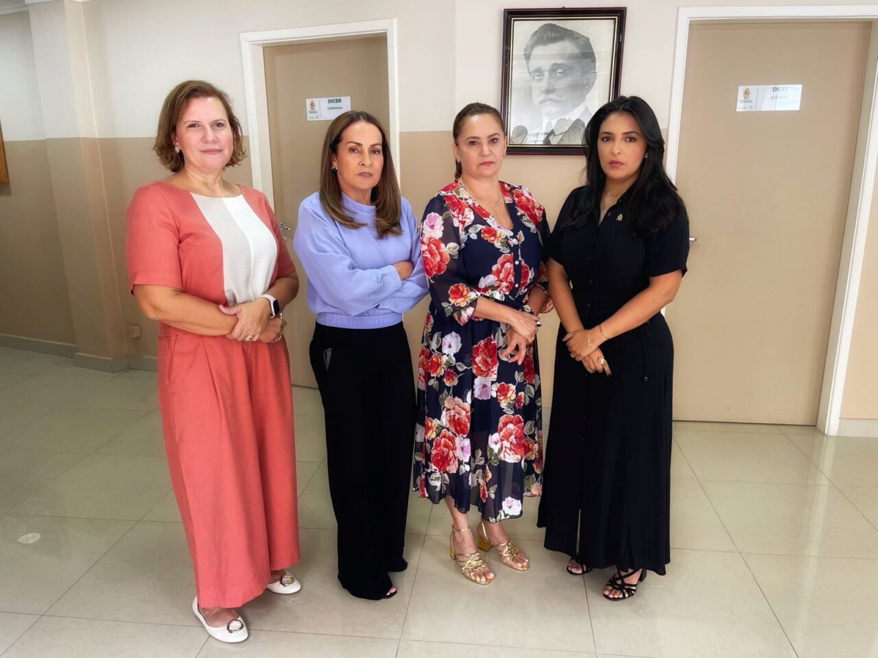 Bancada feminina da CMM se une em apoio à vereadora Professora Jacqueline