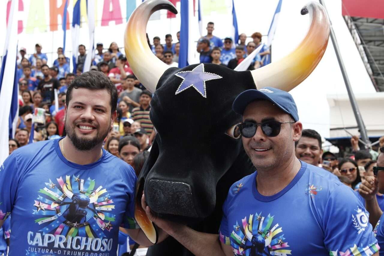 Carnaboi: Caprichoso brilha em rede nacional e galera azulada se destaca como a melhor