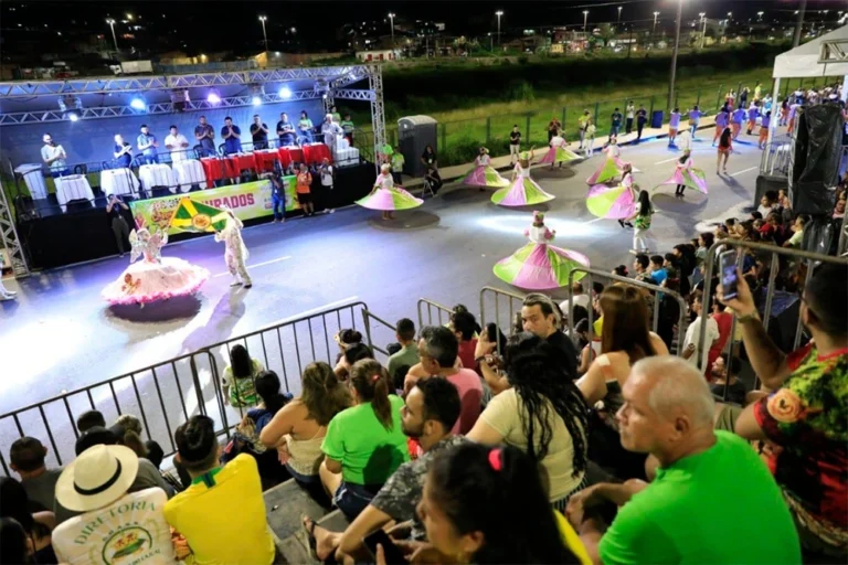 Carnaval do Povão’ é opção para continuar a folia neste fim de semana