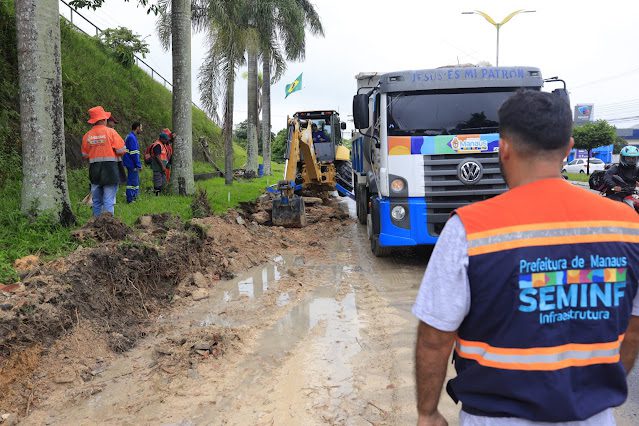 Avenida Rodrigo Otávio passa por obra de alargamento e implantação de nova pista em Manaus