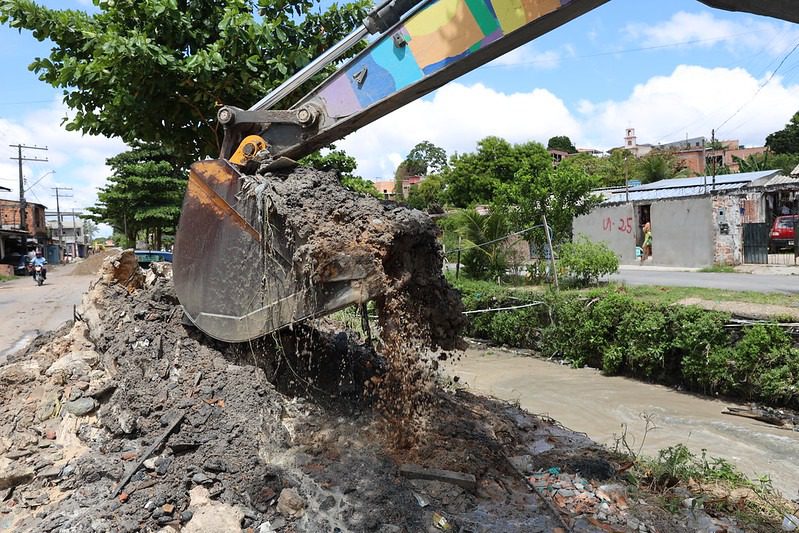 Prefeitura amplia frentes de trabalho para reduzir efeitos de fortes chuvas em Manaus