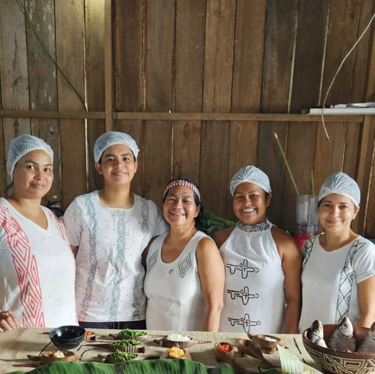 Restaurante SUMIMI das mulheres Kambeba alia gastronomia à bioeconomia amazônica