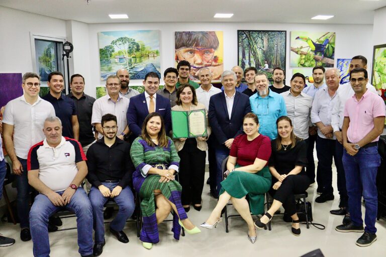 'Vamos mudar a forma de administrar a cidade', diz Maria do Carmo em reunião com empresariado de Manaus