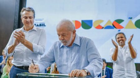 Desaprovação de Lula aumenta de 27% para 44,3% na maior capital do Nordeste