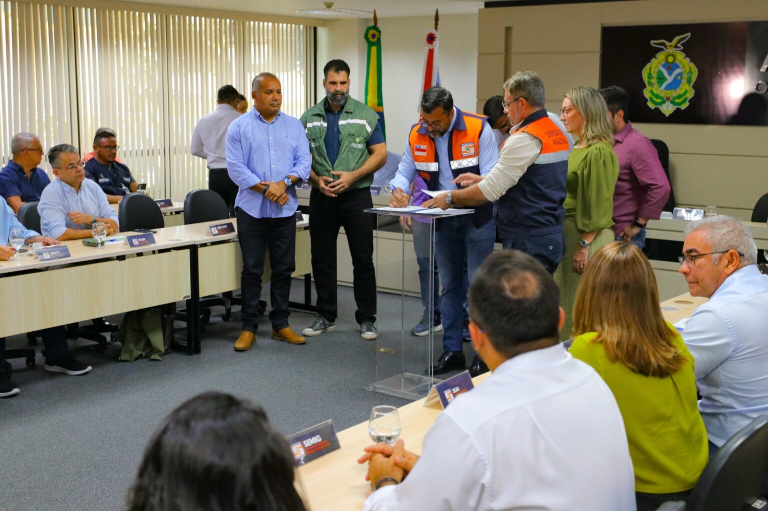 Governador Wilson Lima institui Comitê Técnico-Científico para assessorar estado em razão da estiagem