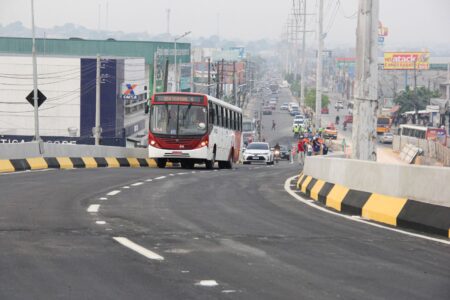 Em tempo recorde, Prefeitura de Manaus libera alça viária do viaduto Rei Pelé