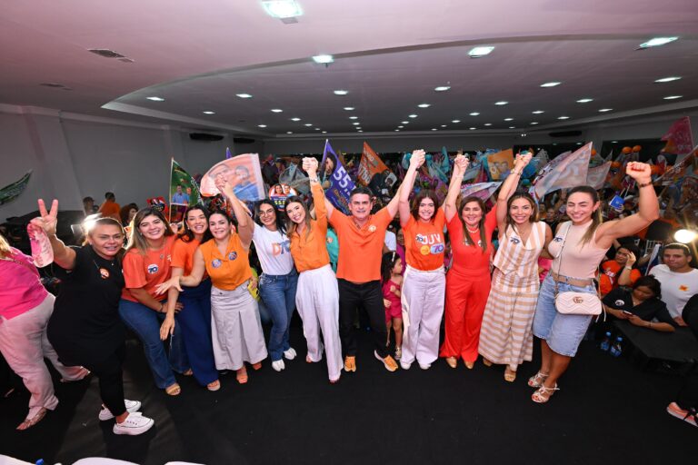 'Elas com David Almeida': prefeito associa avanços de Manaus à dedicação das mulheres