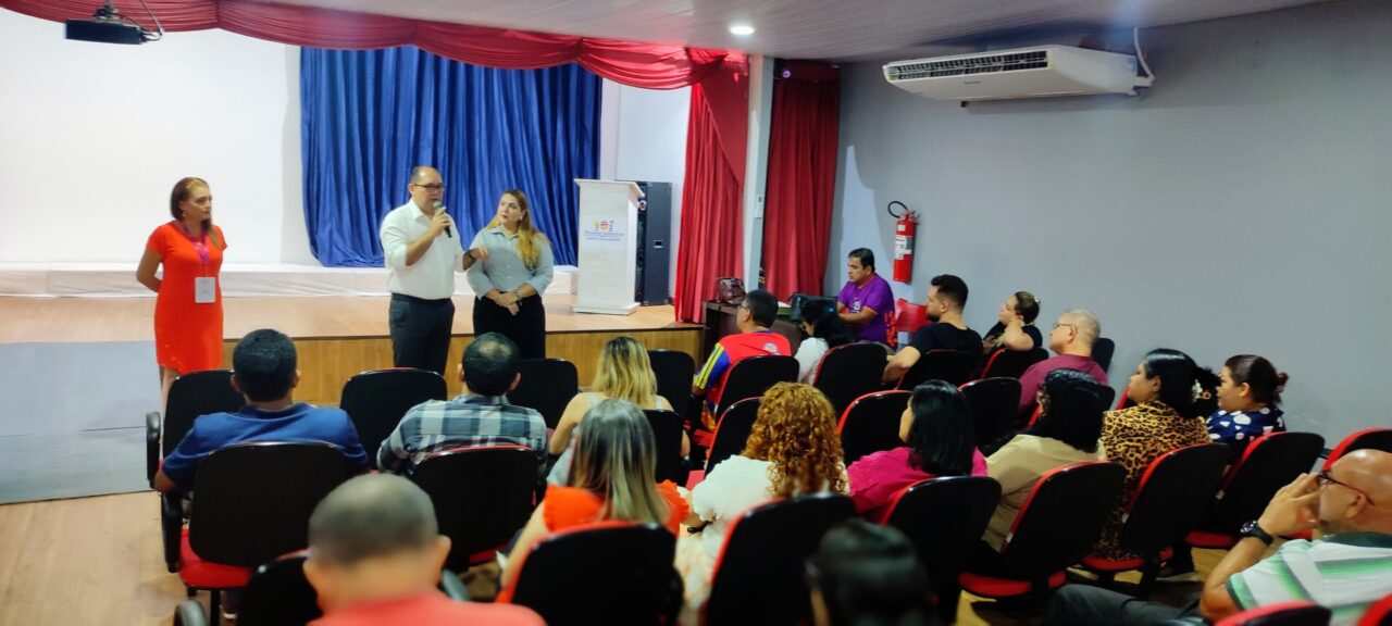 Vereador Rosivaldo Cordovil apresenta projeto social e propostas de melhorias para a educação na Assepam - Portal Remador