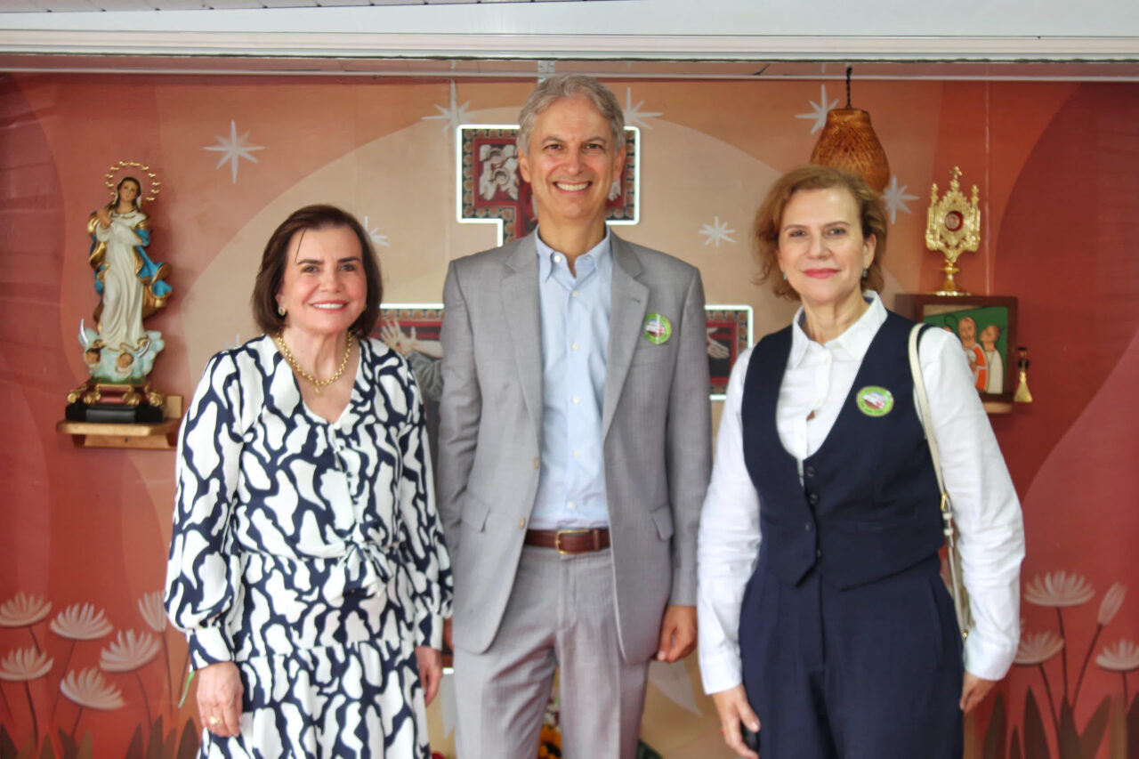 Presidente do TCE-AM participa da inauguração do primeiro barco-hospital do Amazonas 