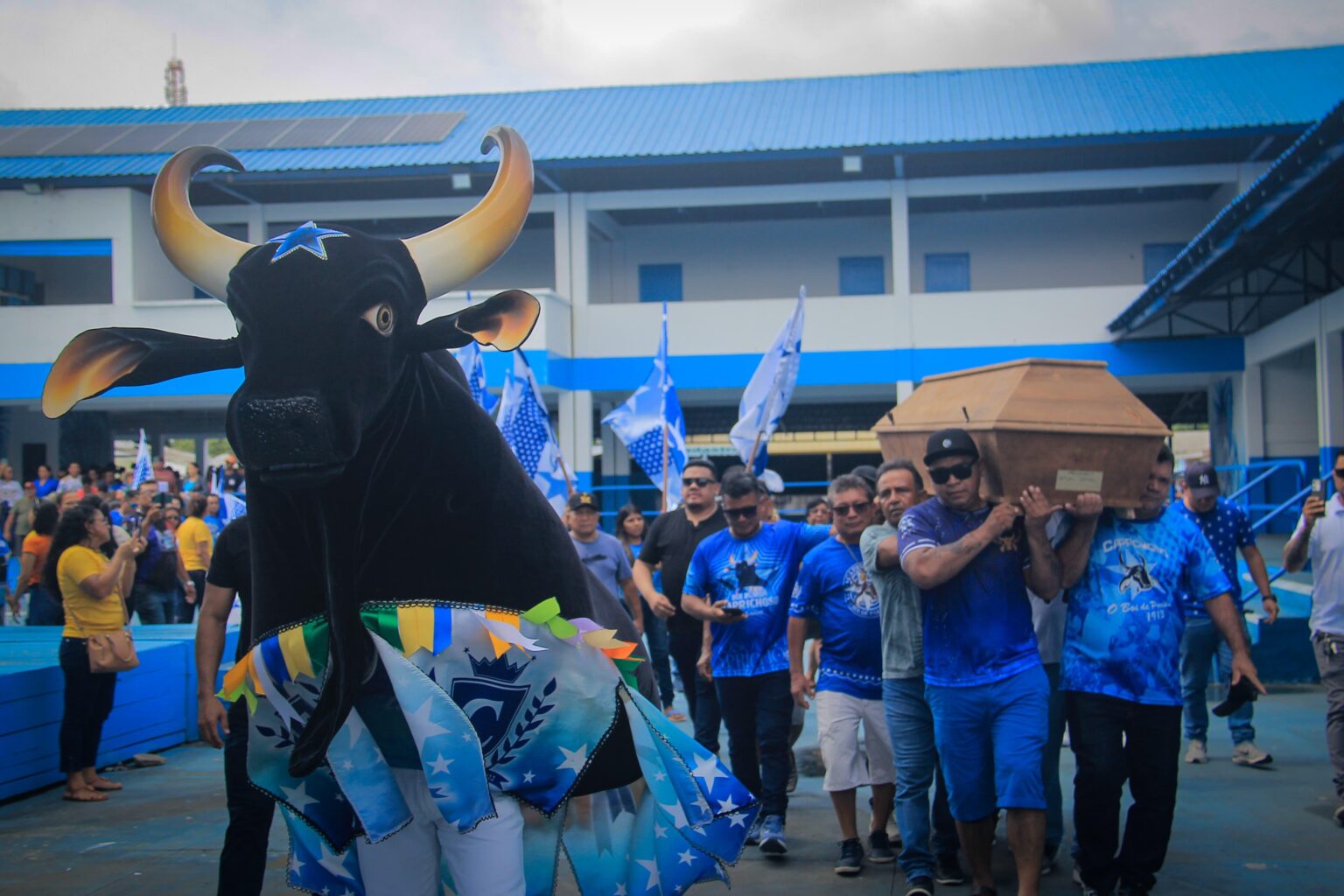 Saudade e homenagem: Nação Azul e Branca se despede do mestre Juarez Lima