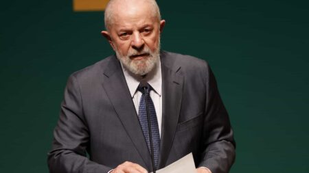 Governo Lula propõe novas regras para redes sociais