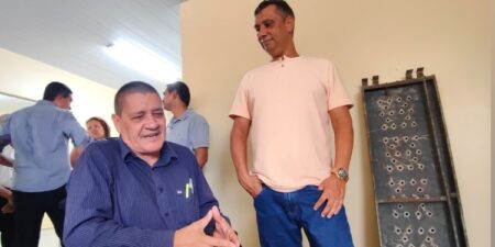 Vereador Carlos Pai Amado fiscaliza reforma da USF Gebes de Medeiros, no Jorge Teixeira