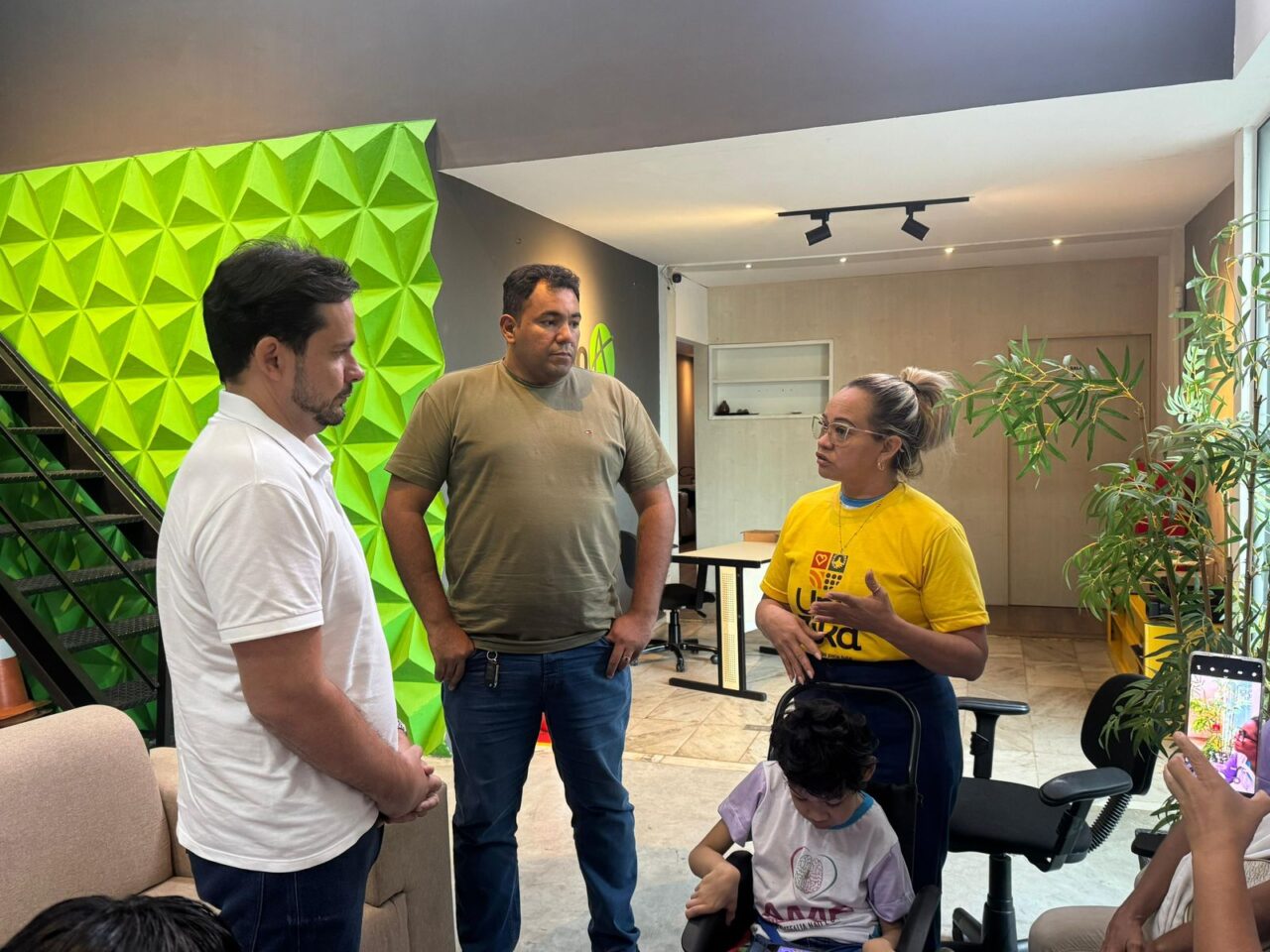 Deputado Capitão Alberto Neto defende derrubada de veto contra o Governo Lula que retira direitos de crianças com microcefalia - Portal Remador