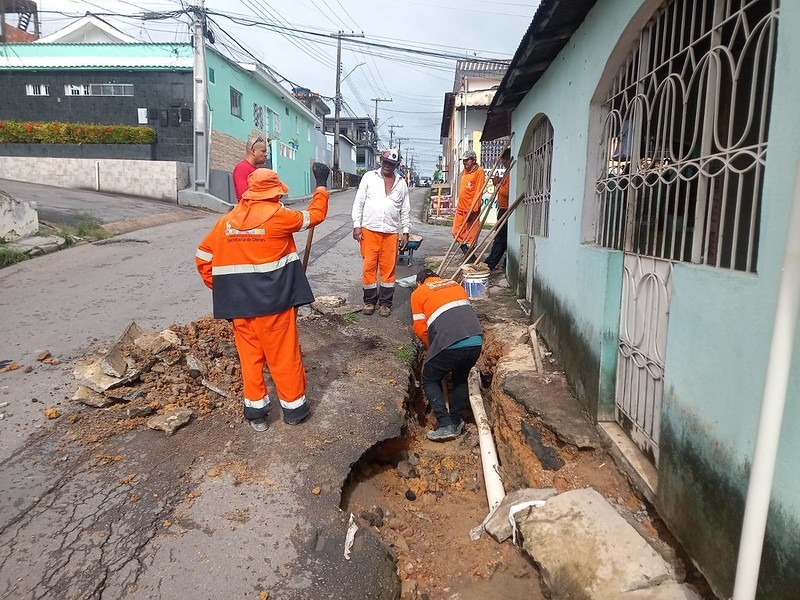 Prefeitura de Manaus executa obras emergenciais nas zonas Oeste e Centro-Oeste da capital