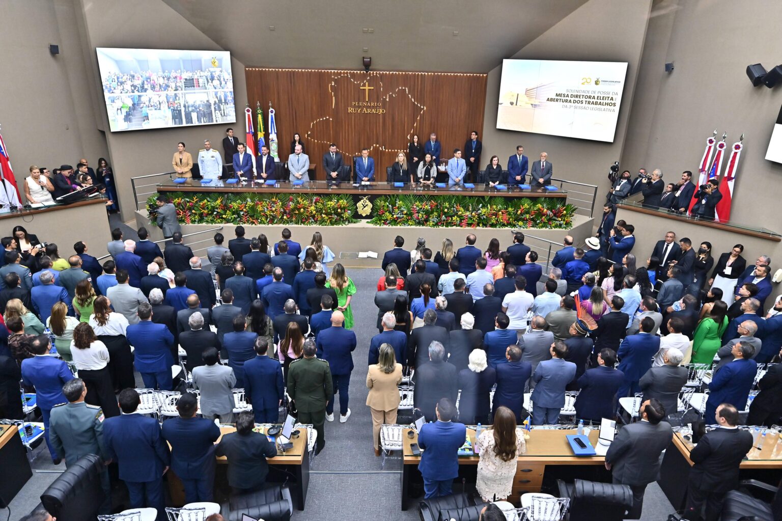 Presidente do TCE-AM participa da abertura dos trabalhos legislativos na Aleam