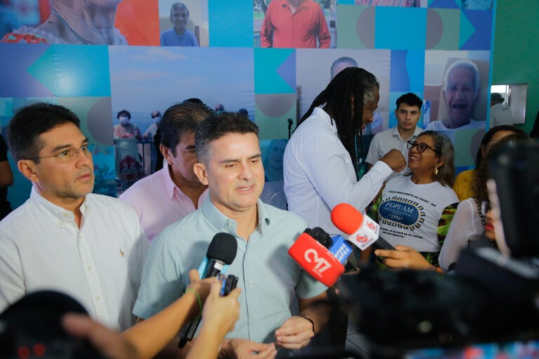 Prefeito David Almeida anuncia ampliação da Fundação Dr. Thomas para fortalecer atendimento aos idosos