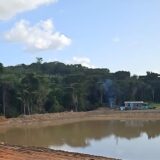 Ipaam embarga e aplica multa superior a R$ 135 mil a piscicultor que atuava de forma irregular em Presidente Figueiredo