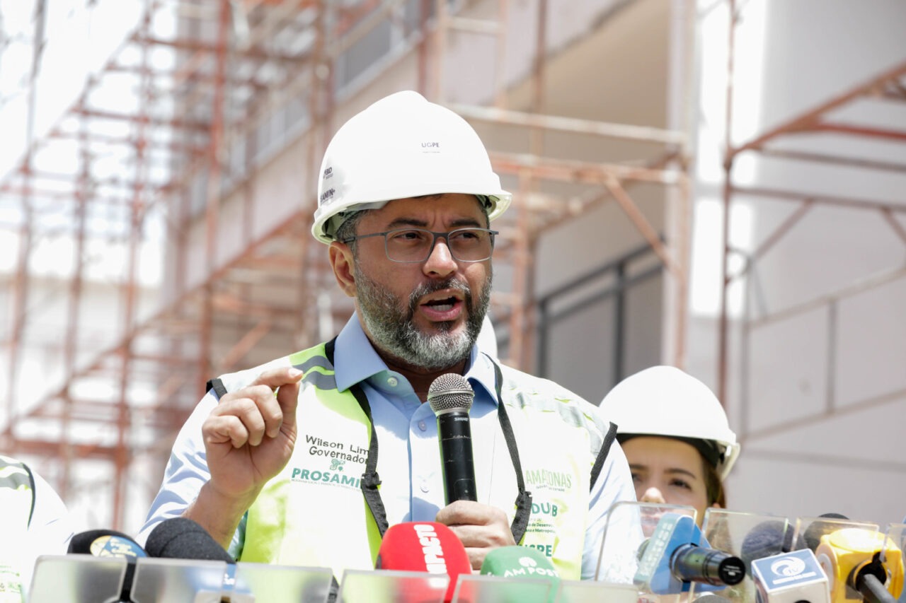 Governador Wilson Lima realiza nova vistoria no Residencial Maués com 84% das obras concluídas pelo Prosamin+ - Portal Remador
