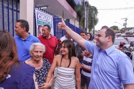 Deputado Roberto Cidade leva atendimentos sociais à população da zona Leste de Manaus, por meio do ‘Cidade em Ação’