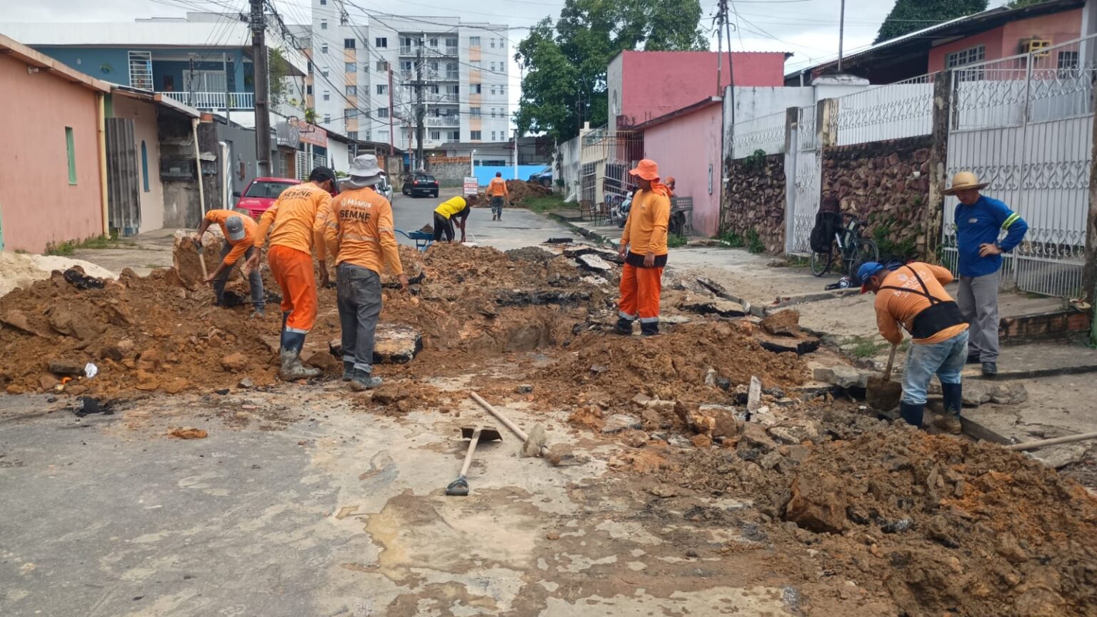 Equipes da Prefeitura de Manaus reforçam trabalhos de infraestrutura no conjunto Juruá