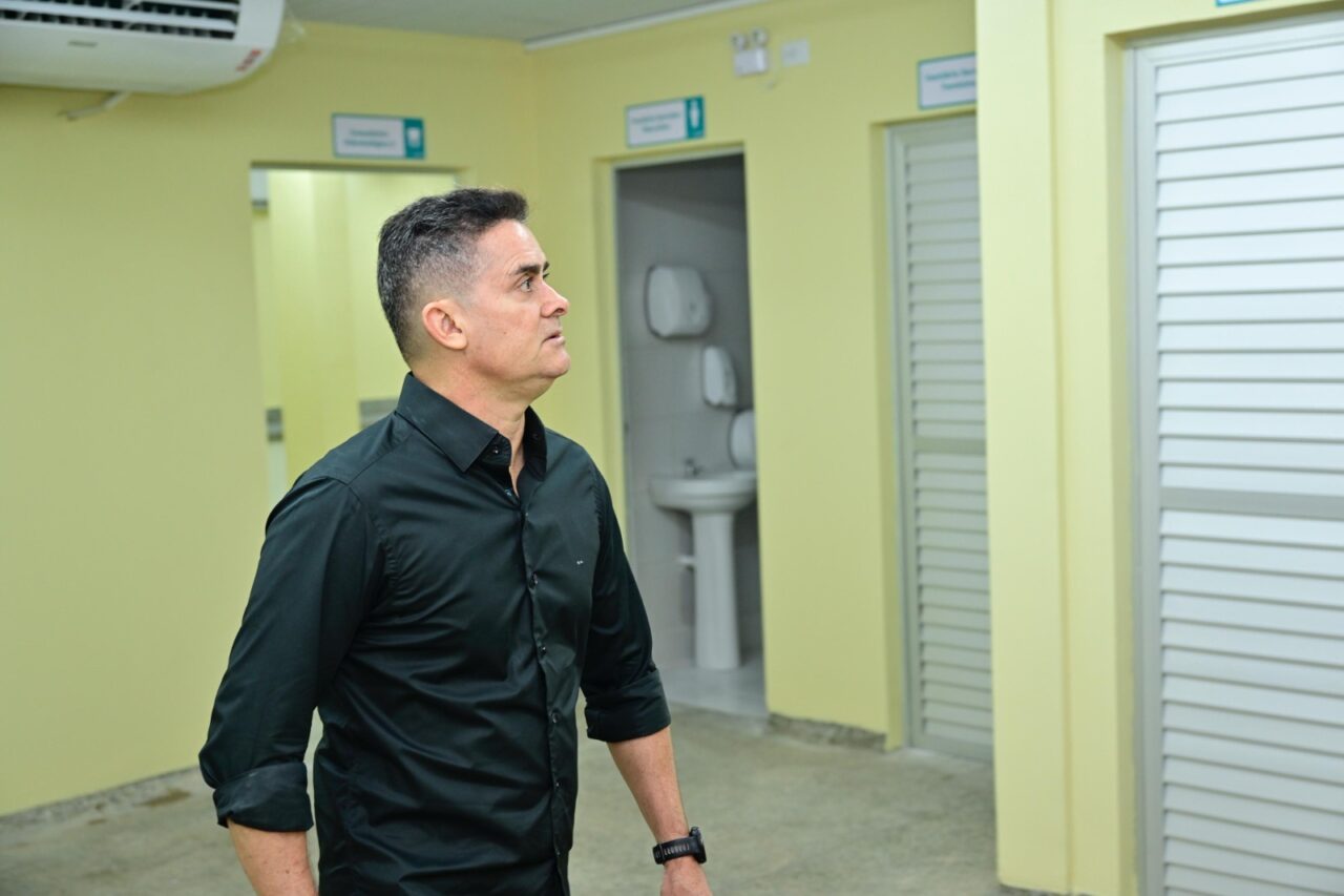 Prefeito David Almeida fiscaliza fase final da obra da USF Gebes Medeiros e anuncia entrega à população no dia 15 de abril