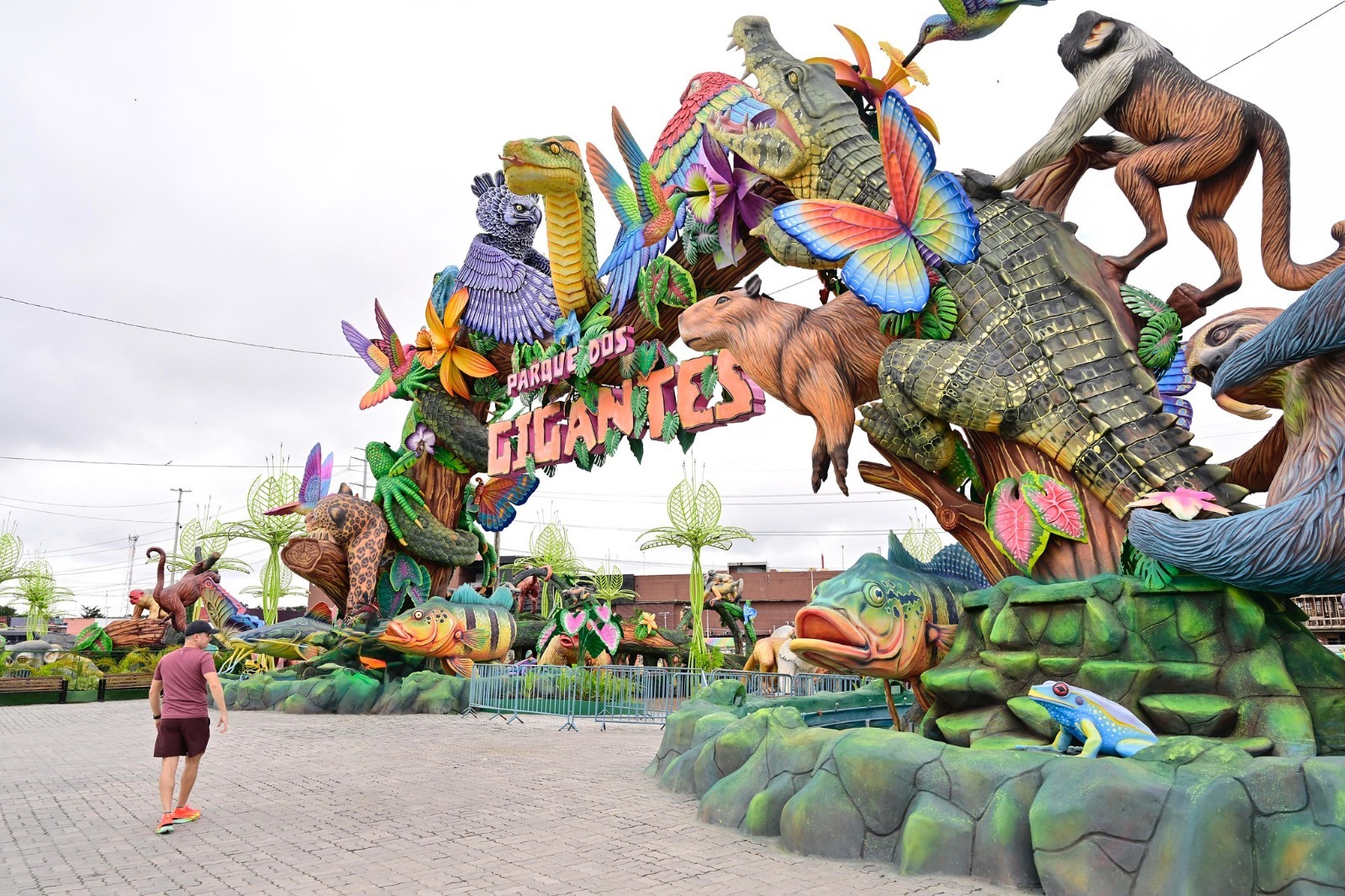 Prefeito David Almeida comemora a marca de 3 milhões de visitantes no parque Gigantes da Floresta