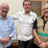 Prefeito de Presidente Figueiredo discute desenvolvimento mineral e energético com secretarias do Amazonas