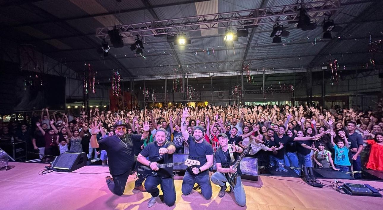 Banda Rosa de Saron se apresenta em Manaus no dia 2 de maio