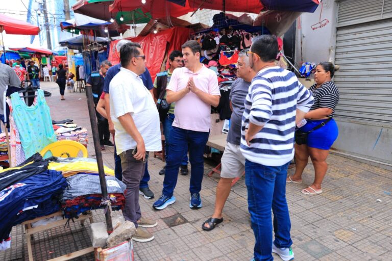 Prefeitura de Manaus intensifica ações de infraestrutura no Centro em preparação para o Dia das Mães